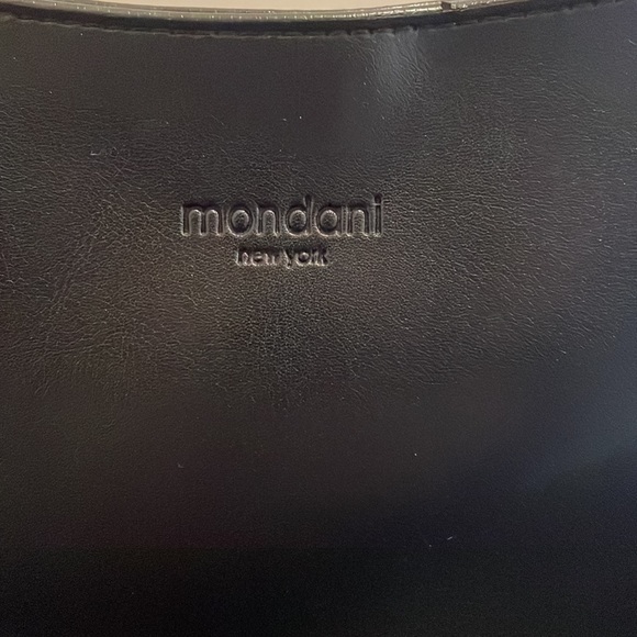 Mondani New York, black purse, GUC, zipper closure - Picture 3 of 10